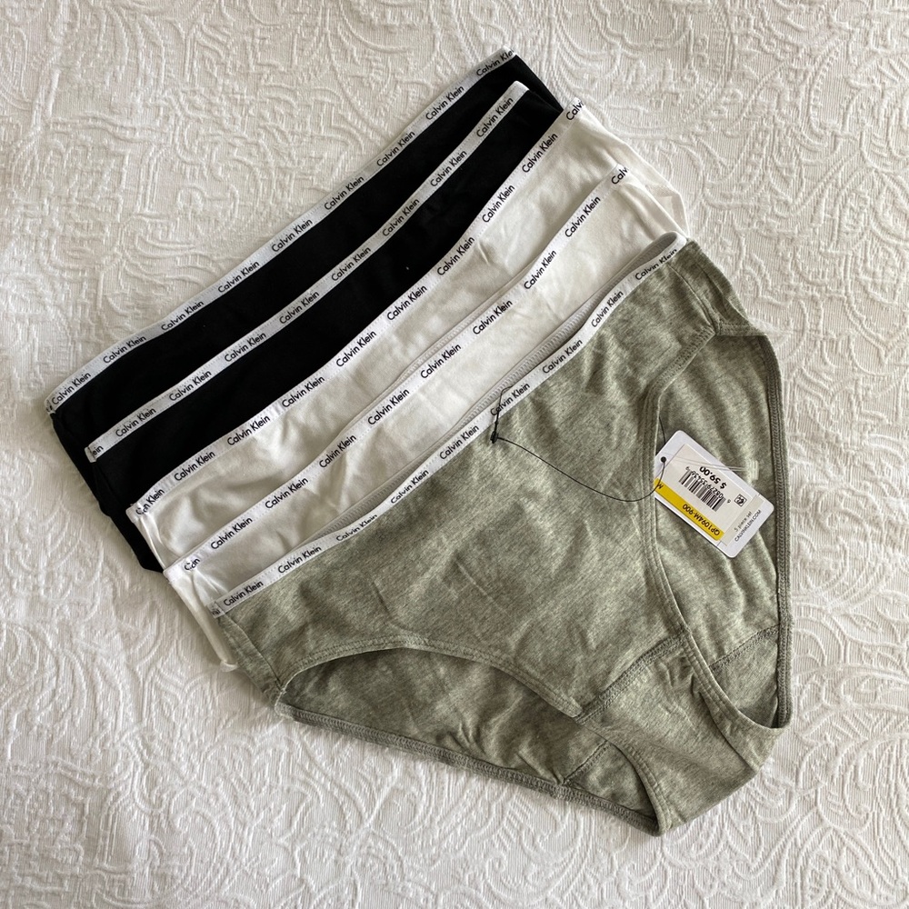 Calvin Klein 5-pack bikini set